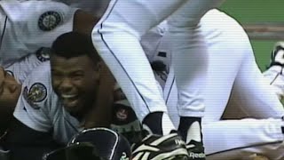 Jay Buhner remembers Ken Griffey Jrs run from first [upl. by Narhem]