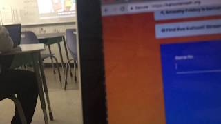 Hacking Kahoot In Class in school 😂 SPAMMING BOTS [upl. by Aivuy800]