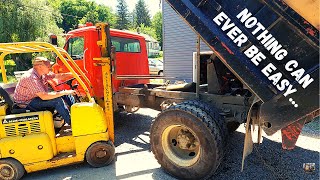 Dump Truck Hoist Cylinder BLOWN OUT [upl. by Derfiniw181]