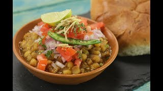 Matar Kulcha  Sanjeev Kapoor Khazana [upl. by Woodcock]