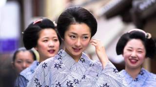 Japanese Beautiful 「Maiko」in Kyoto [upl. by Notsirt295]