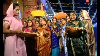 Aragh Ke Ber Bhojpuri Chhath Geet by ANURADHA PAUDWAL Full Video I Chhath Pooja Ke Geet [upl. by Severen]