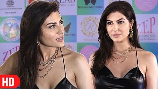 Uff Soo 😋 Elnaaz Norouzi SIZZLES In Black Deep Neck Outfit at World Digital Detox Day 2023 [upl. by Urquhart]