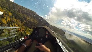 Glider Enjoying 100 Mile Ridge Flight Over the Rocky Mountains [upl. by Ynahpets]