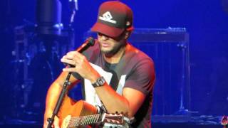 Luke Bryan quotDrink A Beerquot Live  PNC Arts Center [upl. by Valaria]