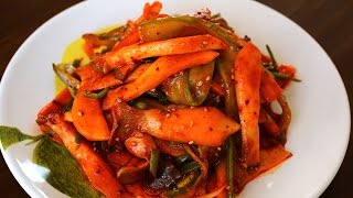 Sweet Sour amp Spicy Mushrooms with Minari 버섯 미나리 초무침 [upl. by Bbor446]