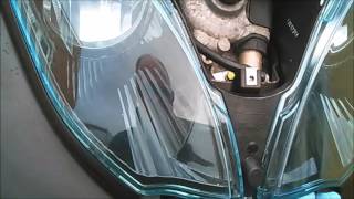 Piaggio MP3 500 bulb change [upl. by Eyt454]