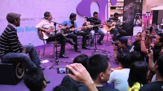 Cromok Live Unplugged 2011 at KLCC [upl. by Aleta]