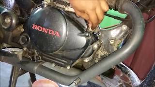 honda stunner cbf 125 Oil filter strainer cleaning oilpump [upl. by Iahs]