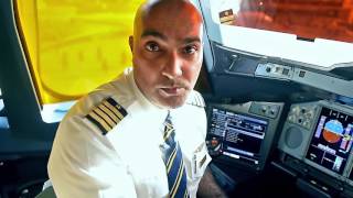 How to fly the worlds largest passenger aircraft  Airbus A380  Emirates Airline [upl. by Yssak]