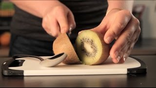 How To Properly Eat a Kiwi in 15 Seconds [upl. by Araihc]