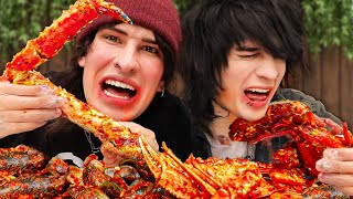 HUGE SEAFOOD BOIL MUKBANG [upl. by Nosyla]