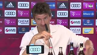 Thomas Müller saying LewanGOALski  and everyone laughs 🤣 [upl. by Egroj]