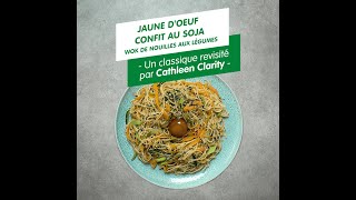 Jaune doeuf confit au soja wok de nouilles  Recette Matines [upl. by Goldshell581]