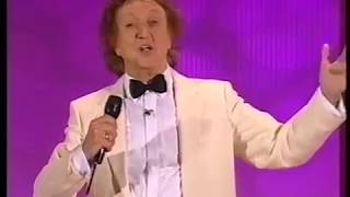 Ken dodd live singing Happiness [upl. by Enilesoj]