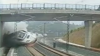 Spain Train Derailment Video 2013 Shocking Crash Kills At Least 77 Caught on Tape [upl. by Ludlew]