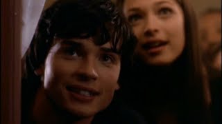 Clark Kent Throws a Party  Smallville  S1 E8 [upl. by Aenet668]